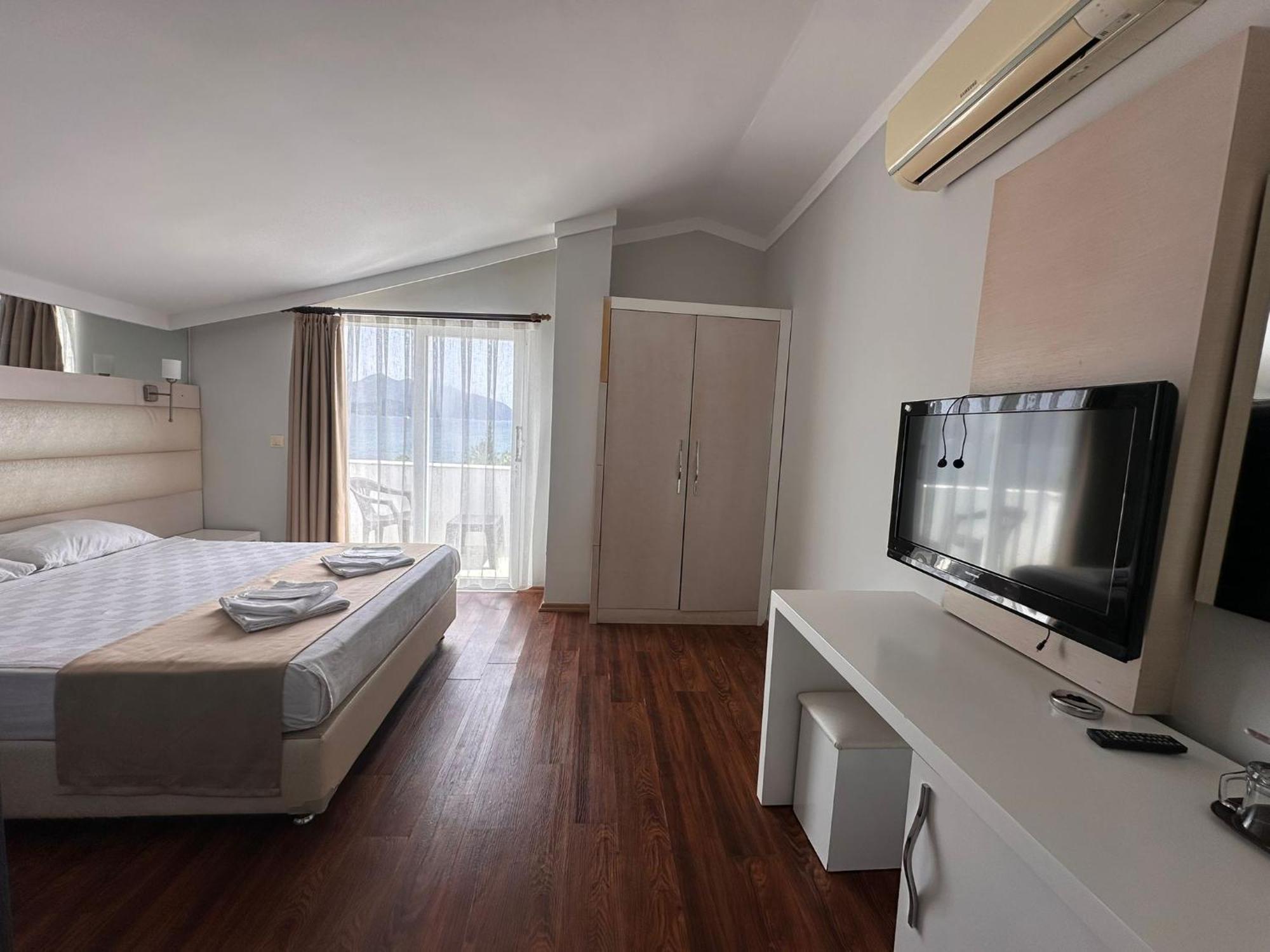 Gold Butik Otel Μαρμαρίς Εξωτερικό φωτογραφία